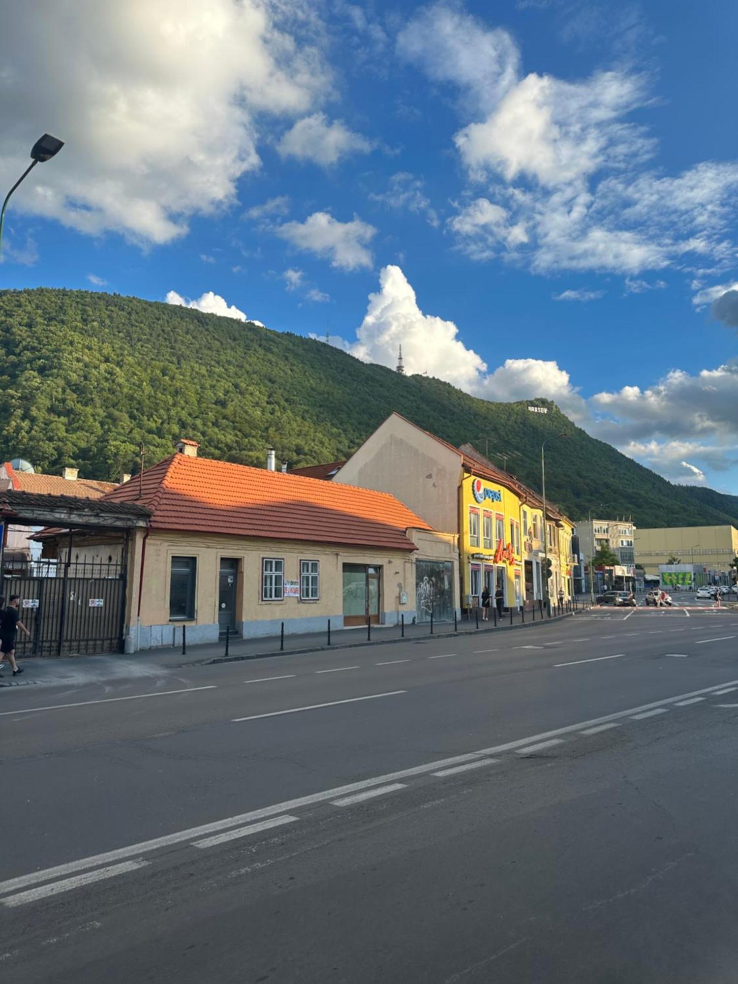 Stay Inn Central Brasov Apartments Luaran gambar