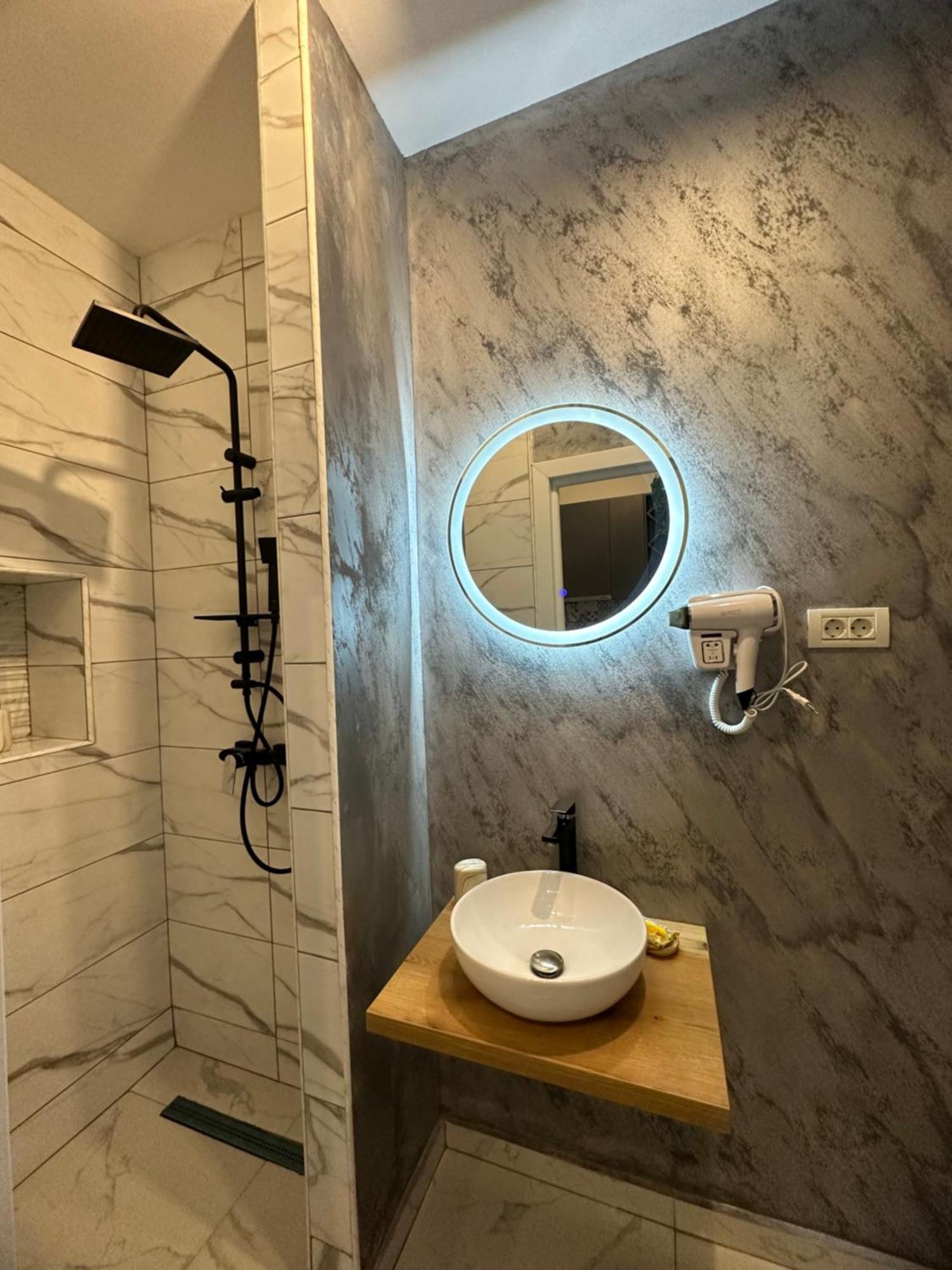 Stay Inn Central Brasov Apartments Luaran gambar